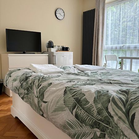 Wembley Stadium Large Double Room London Exterior photo