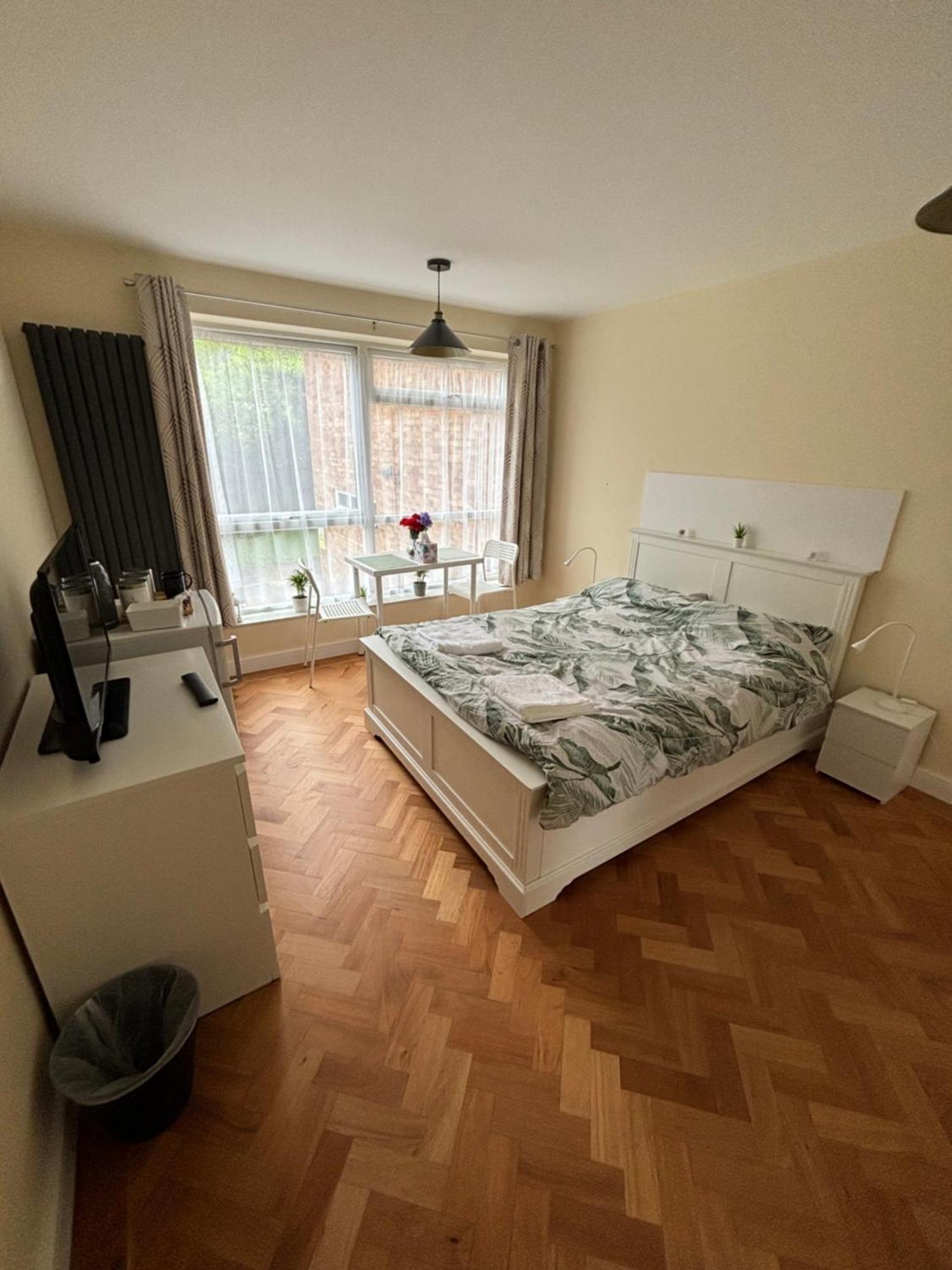 Wembley Stadium Large Double Room London Exterior photo